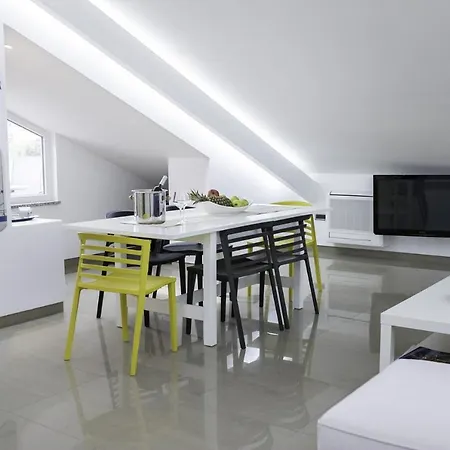 Апартаменты By The Sea Palit, Rab - 13990 Palit
